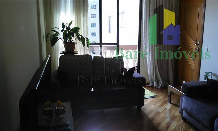 Apartamento à venda com 3 quartos, 94m² - Foto 3