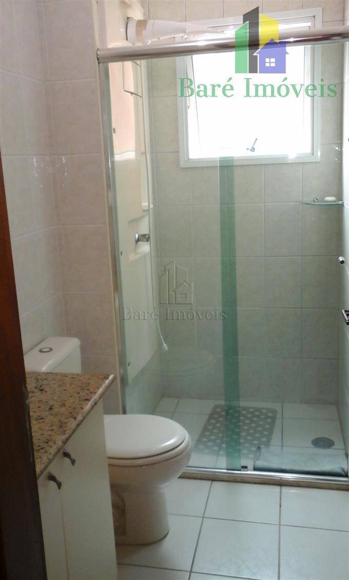 Apartamento à venda com 2 quartos, 67m² - Foto 3