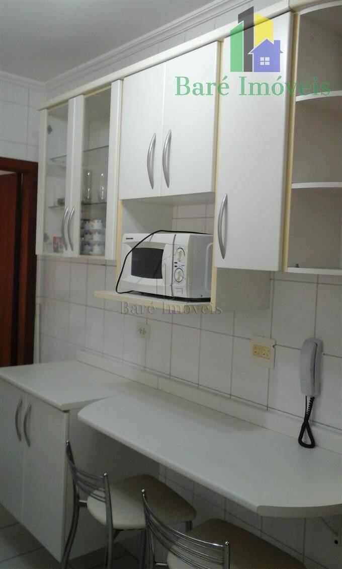 Apartamento à venda com 2 quartos, 67m² - Foto 8