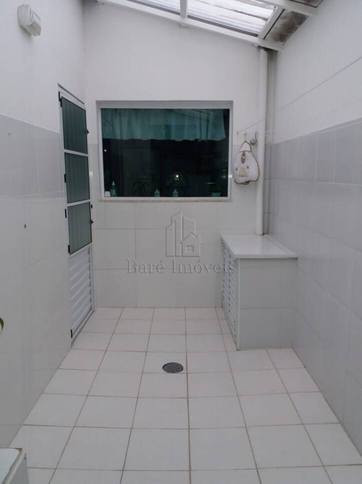 Sobrado à venda com 3 quartos, 150m² - Foto 13