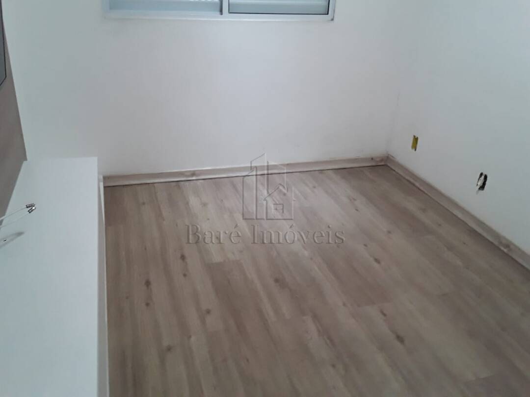 Apartamento à venda com 2 quartos, 67m² - Foto 1