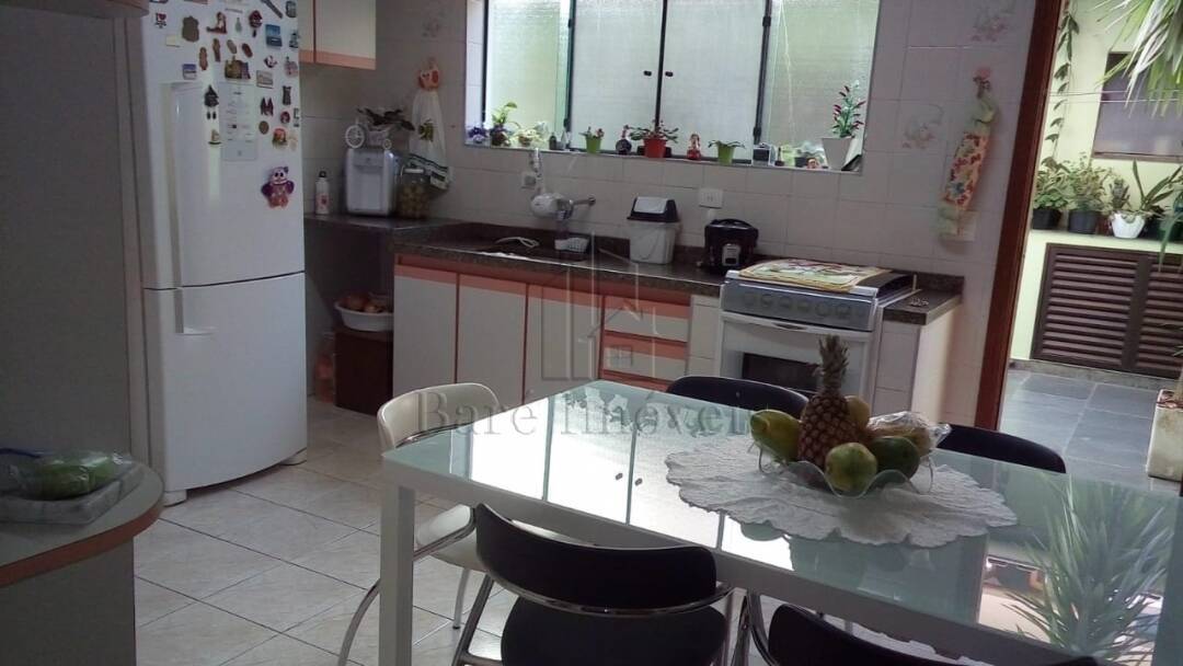 Sobrado à venda com 3 quartos, 180m² - Foto 12