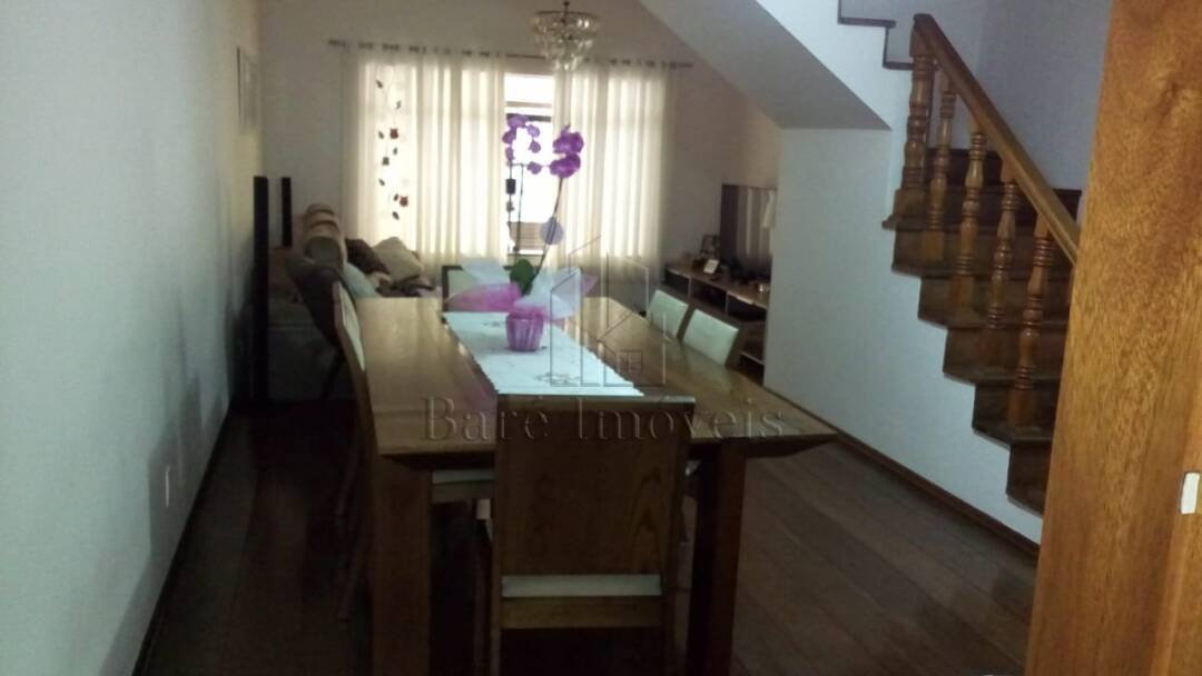 Sobrado à venda com 3 quartos, 180m² - Foto 4