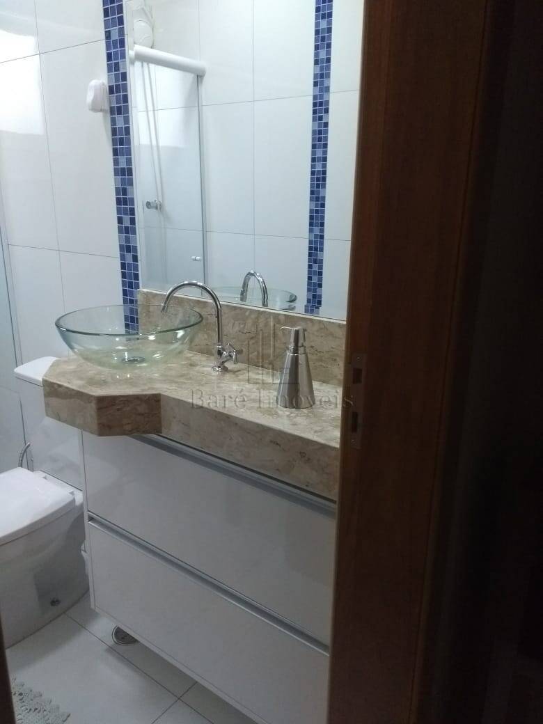 Apartamento à venda com 3 quartos, 140m² - Foto 9