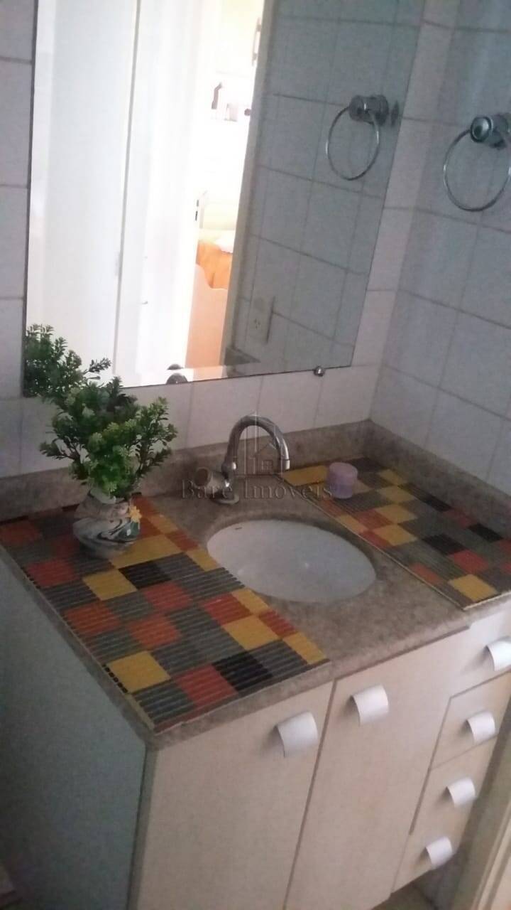 Apartamento à venda com 2 quartos, 62m² - Foto 15