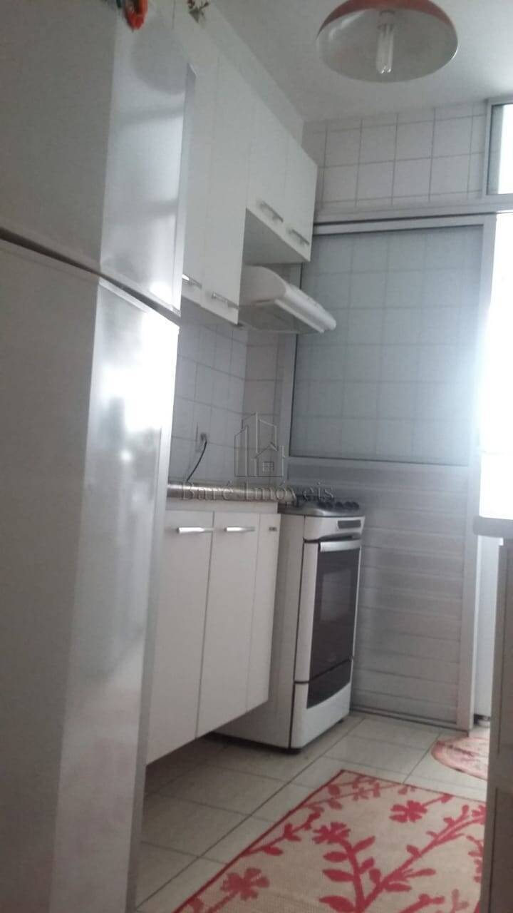 Apartamento à venda com 2 quartos, 62m² - Foto 35