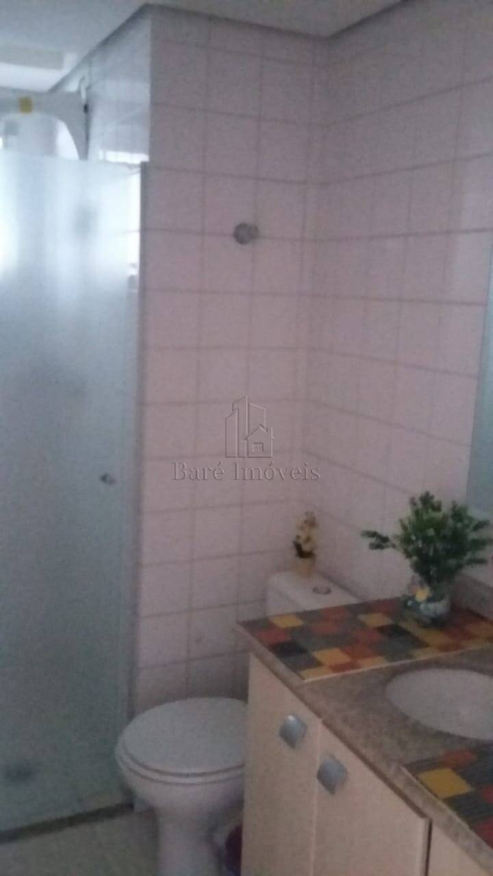 Apartamento à venda com 2 quartos, 62m² - Foto 18