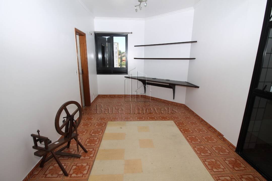 Apartamento à venda com 3 quartos, 134m² - Foto 10