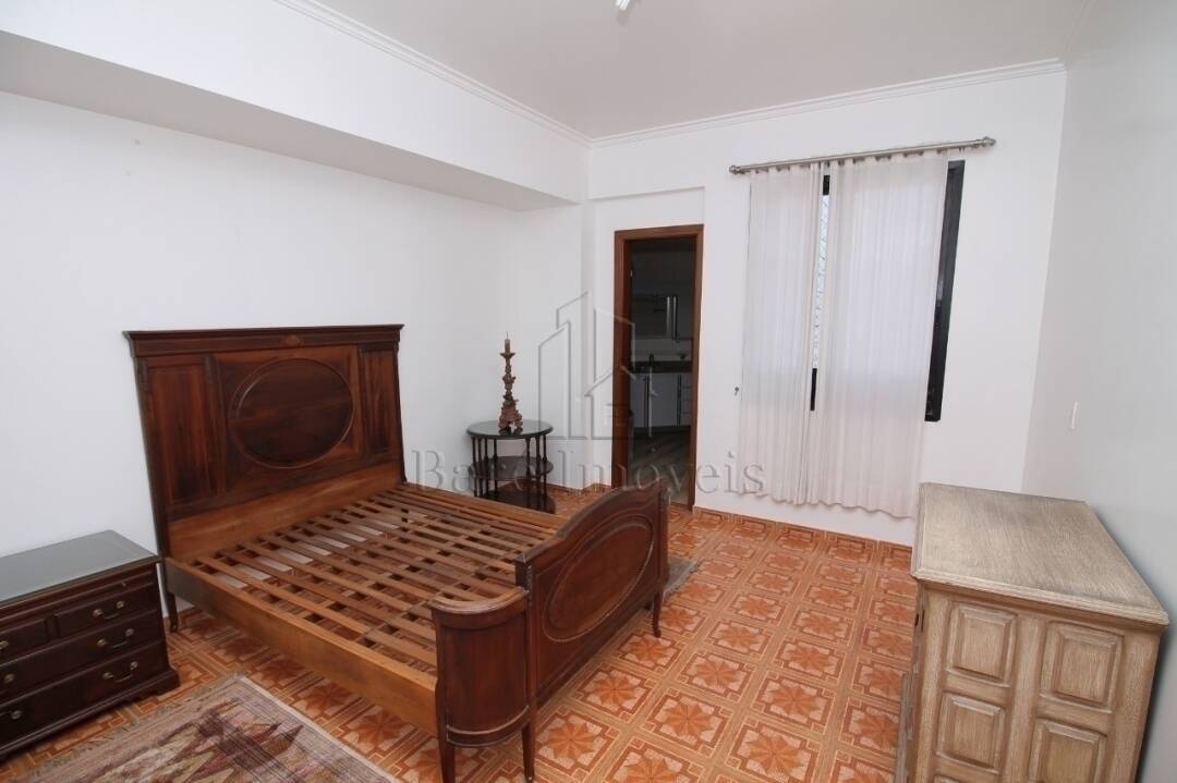 Apartamento à venda com 3 quartos, 134m² - Foto 17