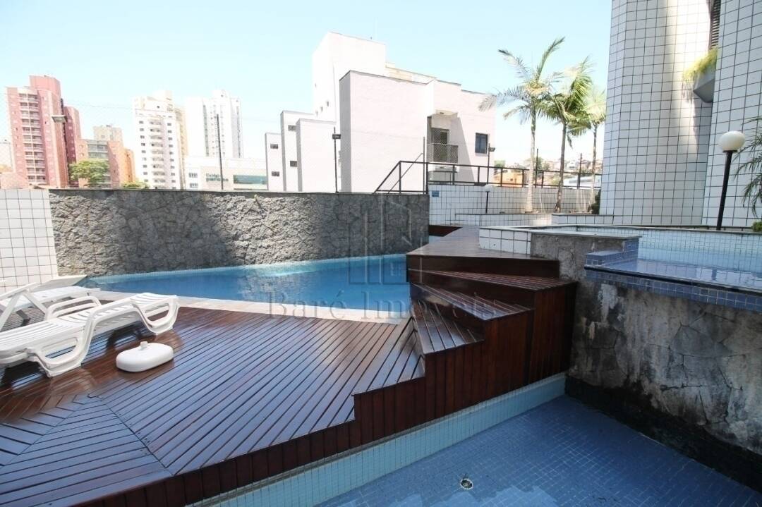 Apartamento à venda com 3 quartos, 134m² - Foto 9