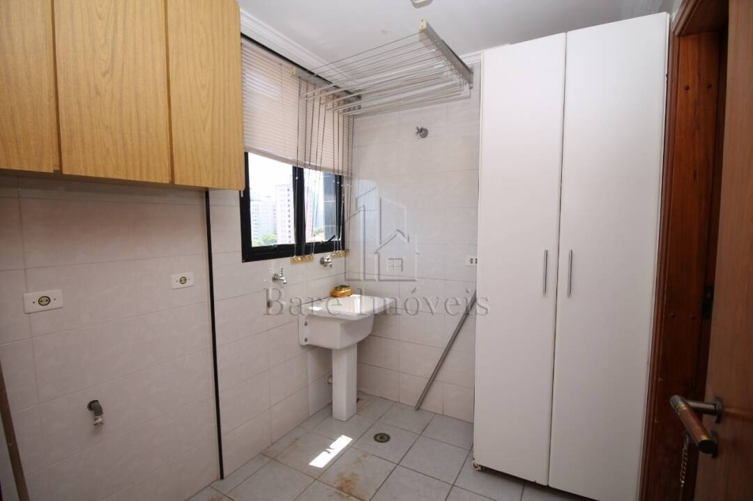 Apartamento à venda com 3 quartos, 134m² - Foto 25