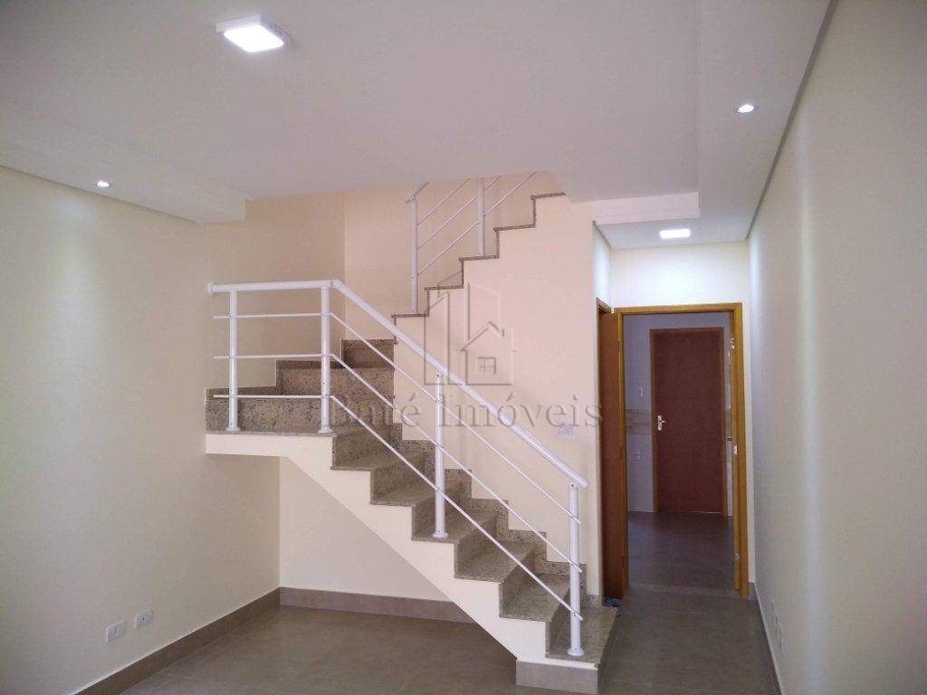 Sobrado à venda com 3 quartos, 125m² - Foto 1