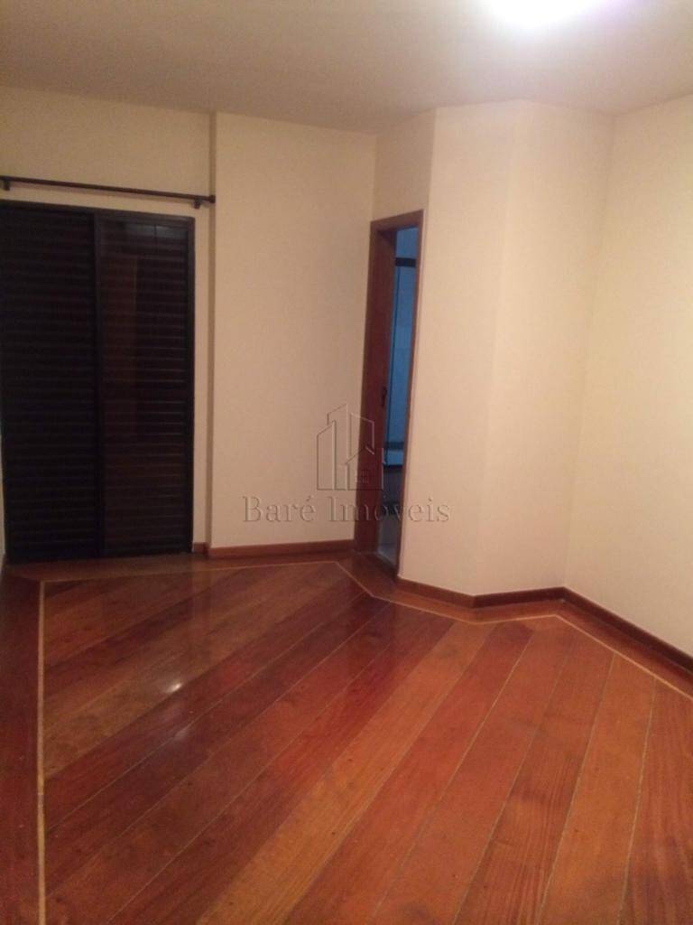 Apartamento à venda com 3 quartos - Foto 9