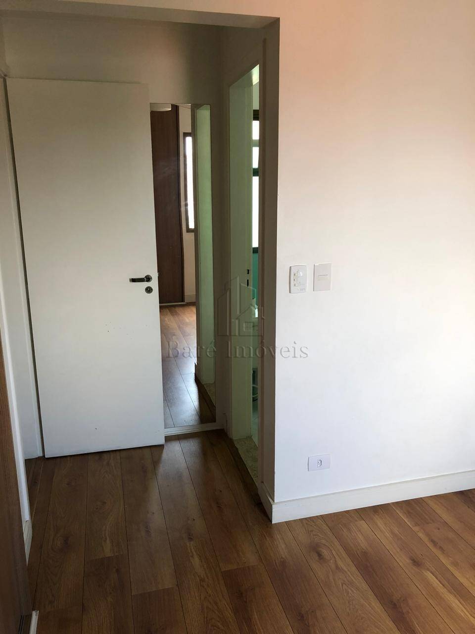 Apartamento à venda com 2 quartos, 70m² - Foto 5