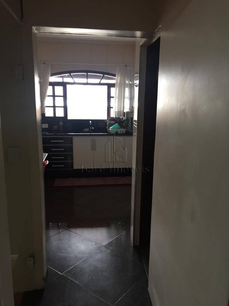 Sobrado à venda com 3 quartos, 180m² - Foto 18