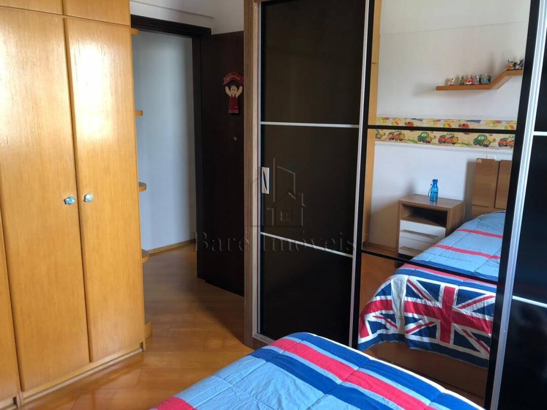 Apartamento à venda com 2 quartos, 70m² - Foto 14