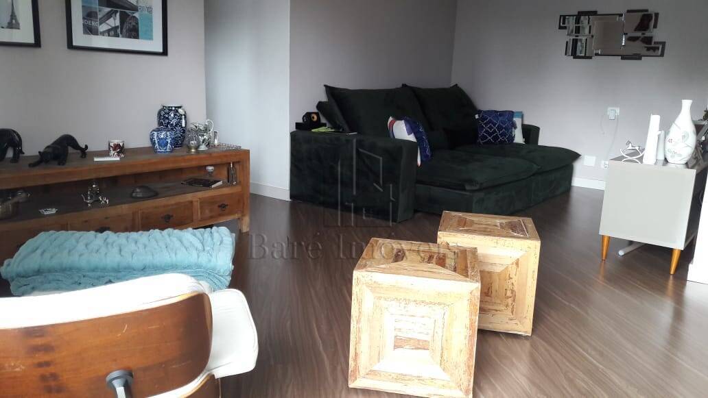 Apartamento à venda com 4 quartos, 178m² - Foto 1