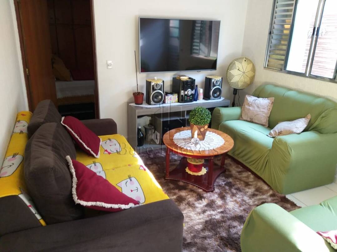 Casa à venda com 2 quartos, 110m² - Foto 19