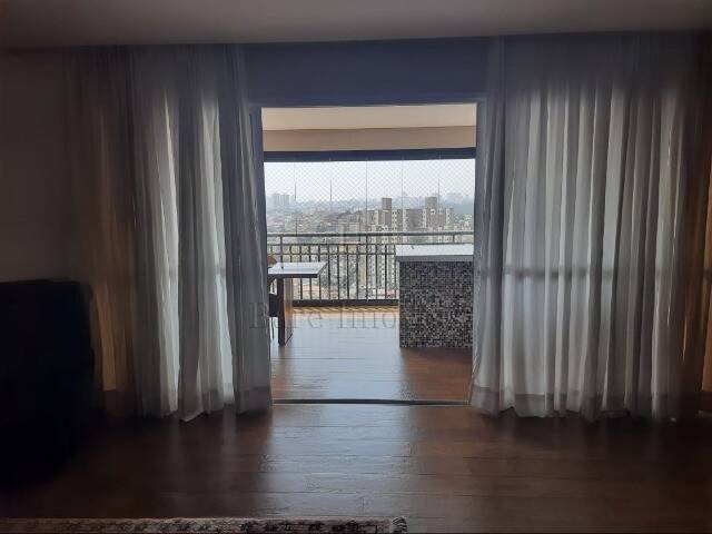 Apartamento à venda com 3 quartos, 244m² - Foto 15