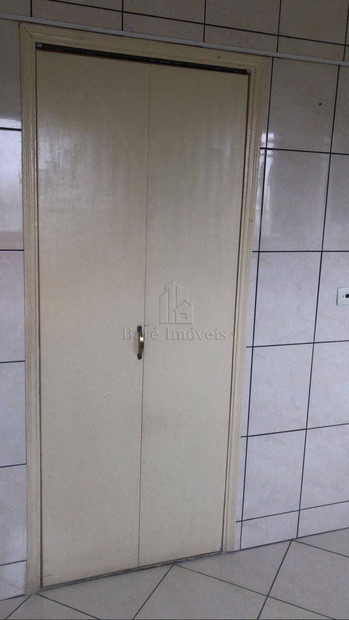 Apartamento para alugar com 2 quartos, 70m² - Foto 14