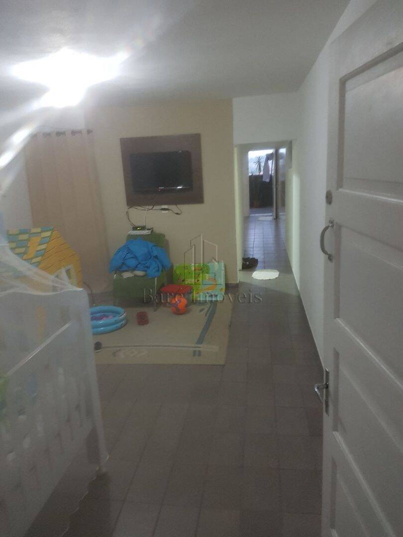 Sobrado à venda com 5 quartos, 243m² - Foto 4