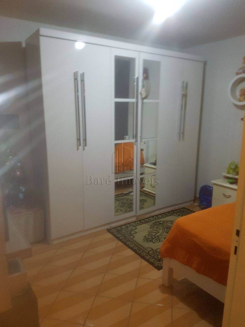 Sobrado à venda com 5 quartos, 243m² - Foto 3