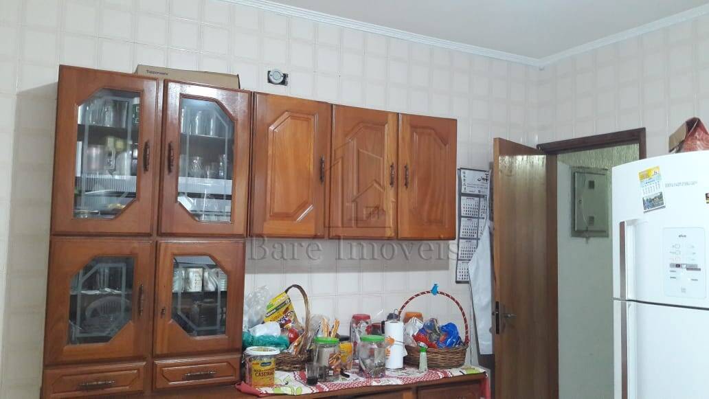 Sobrado à venda com 4 quartos, 250m² - Foto 25