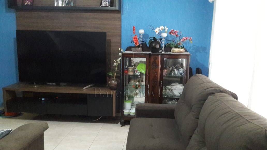 Sobrado à venda com 4 quartos, 250m² - Foto 2