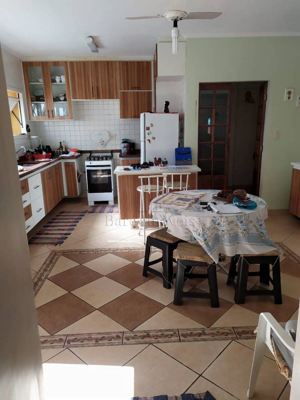 Casa à venda com 3 quartos, 300m² - Foto 7