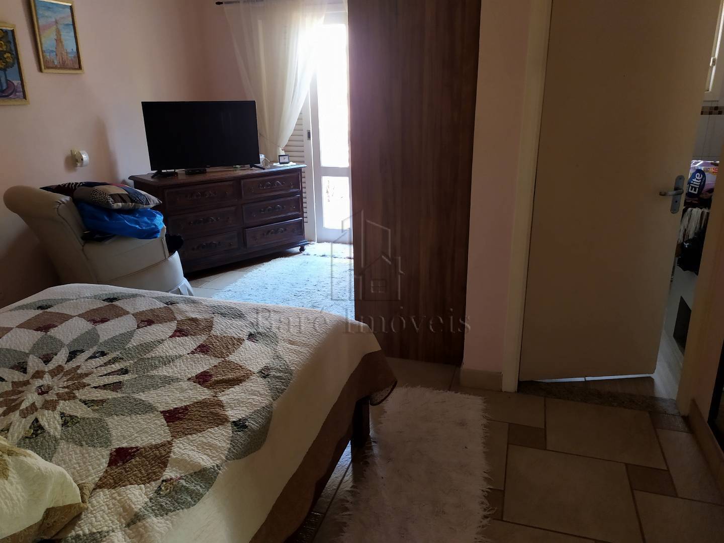 Casa à venda com 3 quartos, 300m² - Foto 8