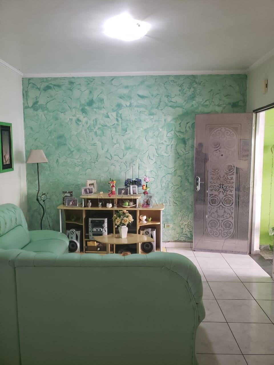 Sobrado à venda com 3 quartos, 169m² - Foto 1