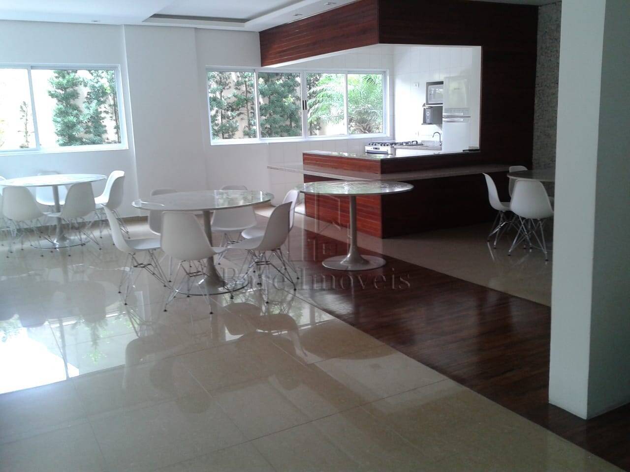 Apartamento à venda com 3 quartos, 136m² - Foto 9