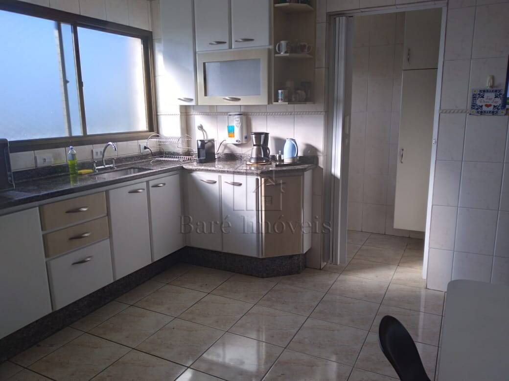 Apartamento à venda com 3 quartos, 106m² - Foto 3