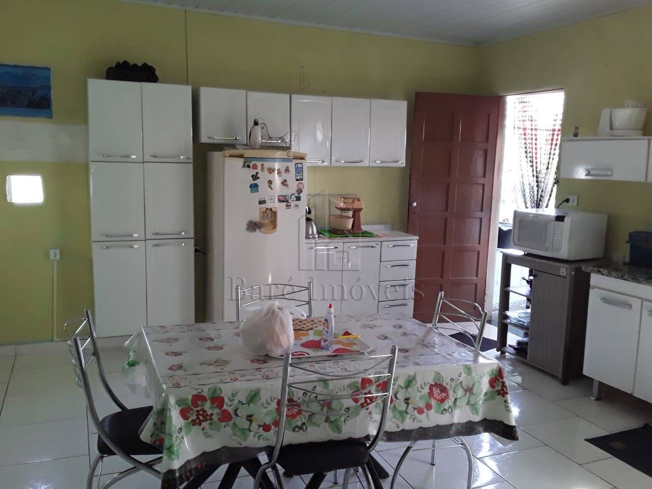 Casa à venda com 5 quartos, 131m² - Foto 1