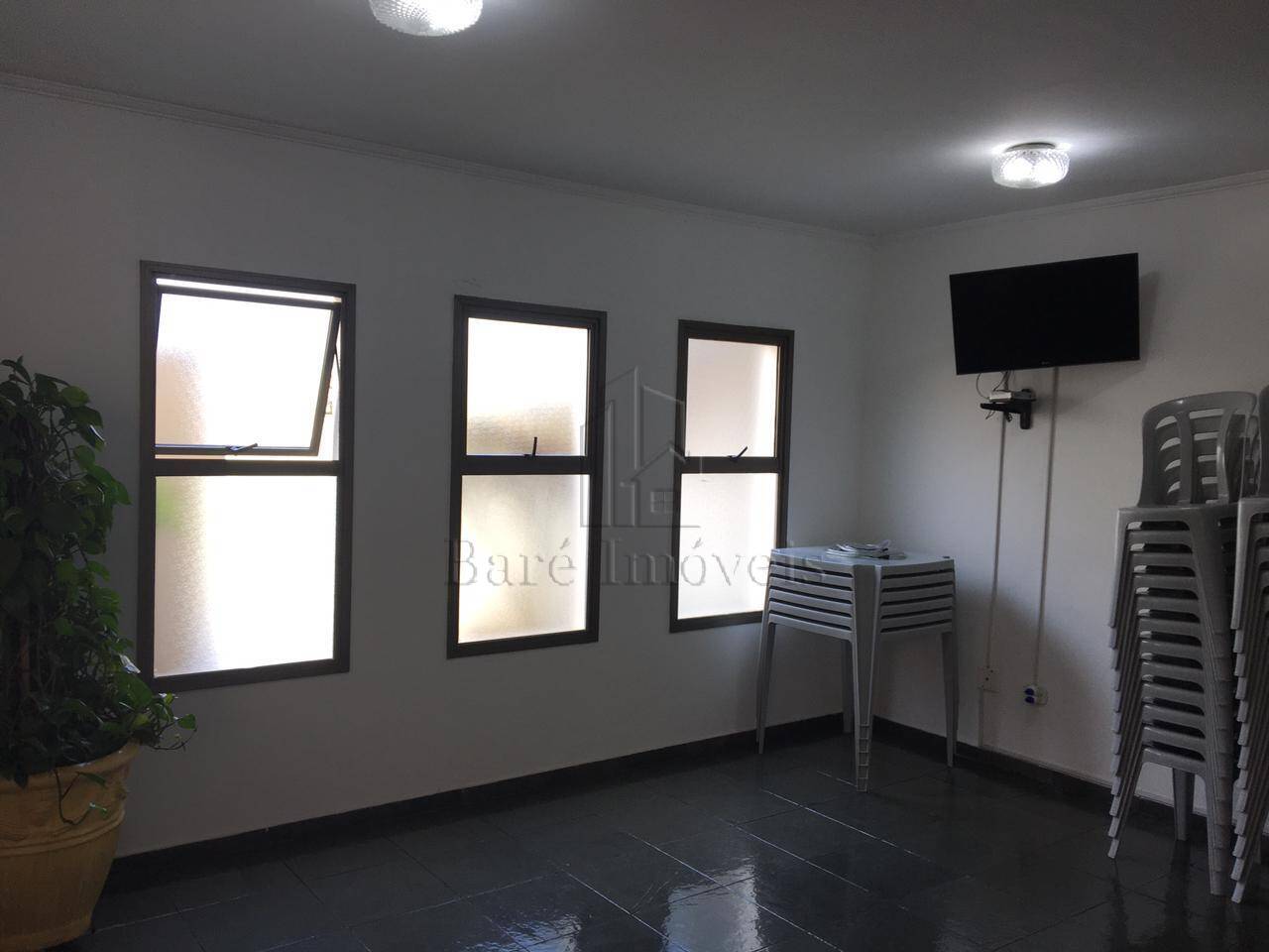 Apartamento à venda com 2 quartos, 64m² - Foto 52