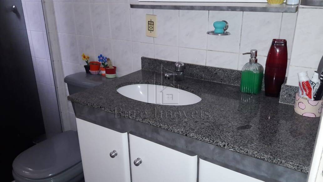 Apartamento à venda com 3 quartos, 85m² - Foto 18