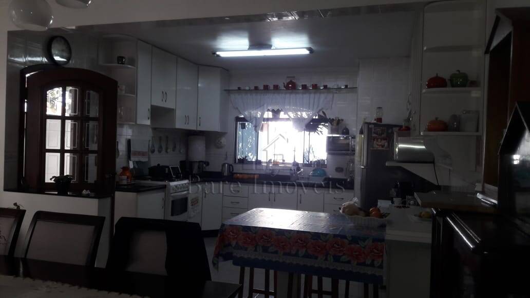 Sobrado à venda com 3 quartos, 220m² - Foto 46