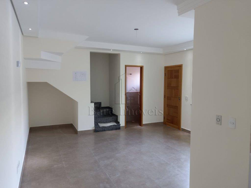 Sobrado à venda com 3 quartos, 120m² - Foto 1