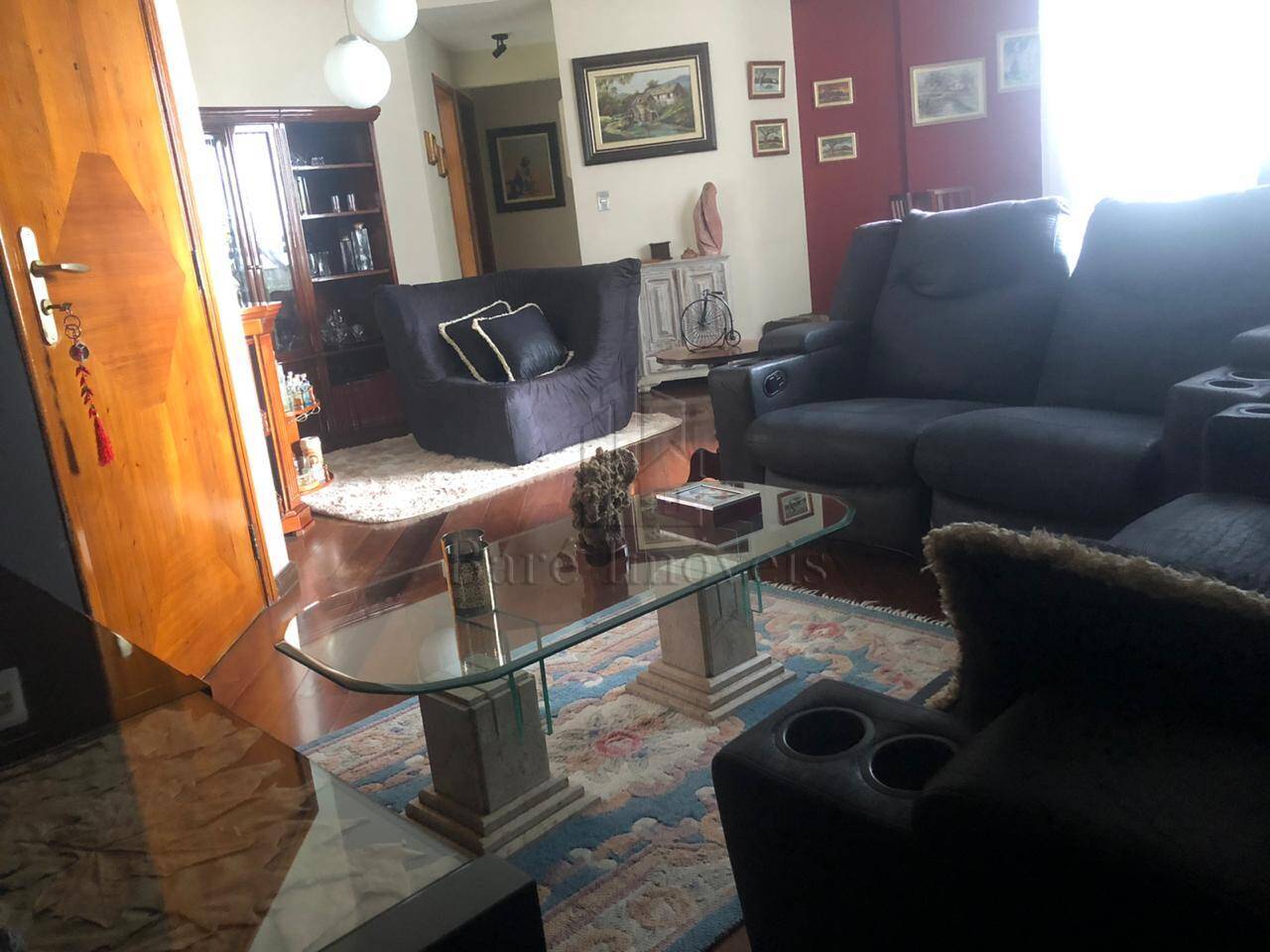 Apartamento à venda com 3 quartos, 140m² - Foto 2