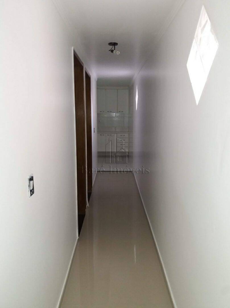 Casa à venda com 5 quartos, 310m² - Foto 35