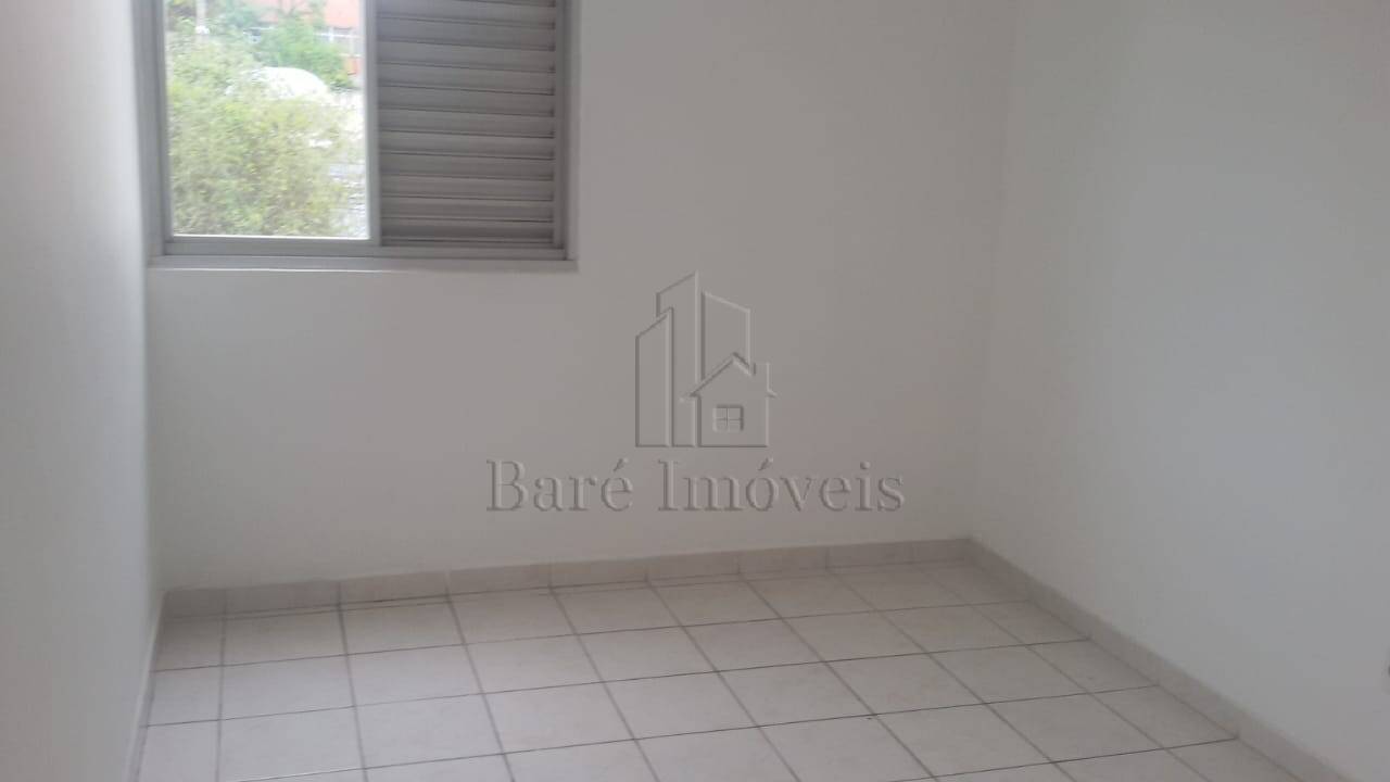 Apartamento à venda com 2 quartos, 60m² - Foto 4