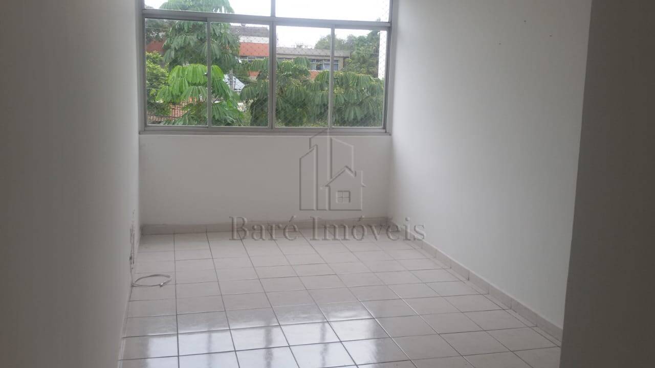 Apartamento à venda com 2 quartos, 60m² - Foto 1