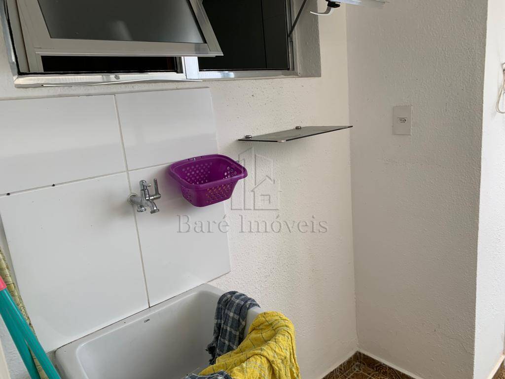 Apartamento à venda com 3 quartos, 70m² - Foto 3