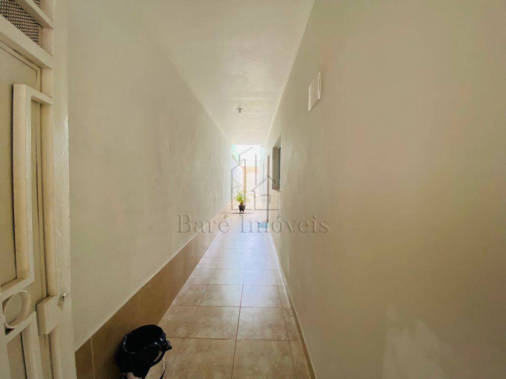 Casa à venda com 3 quartos, 160m² - Foto 2