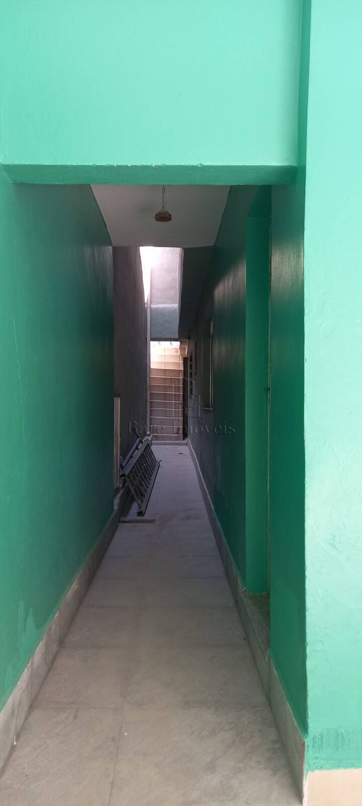 Sobrado à venda com 3 quartos, 200m² - Foto 1