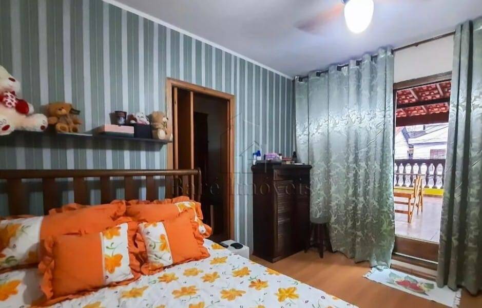 Sobrado à venda com 3 quartos, 100m² - Foto 13