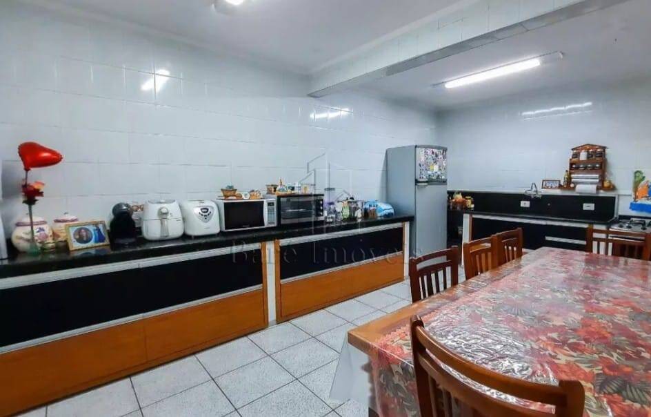 Sobrado à venda com 3 quartos, 100m² - Foto 19