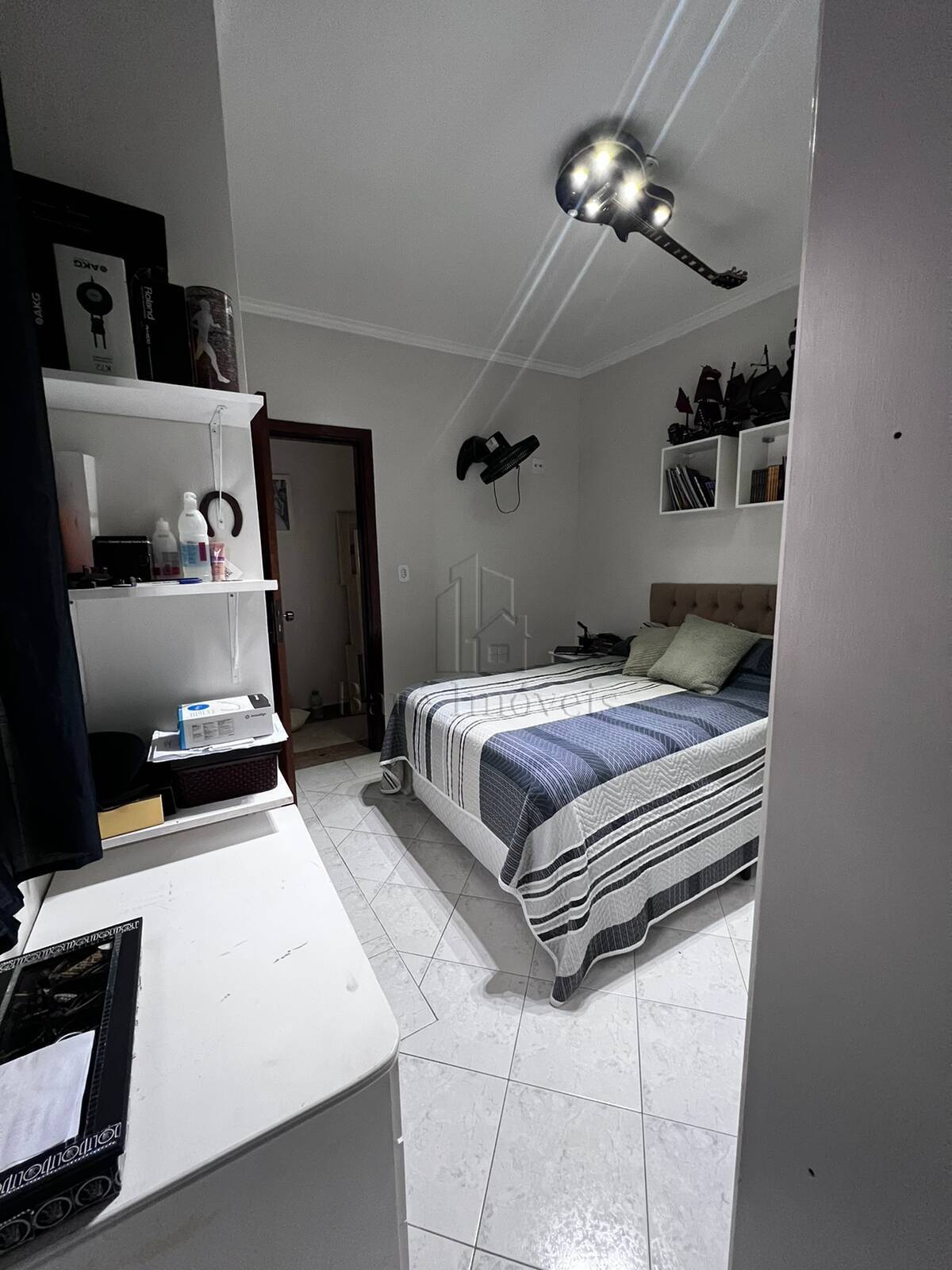 Casa à venda com 3 quartos, 180m² - Foto 25