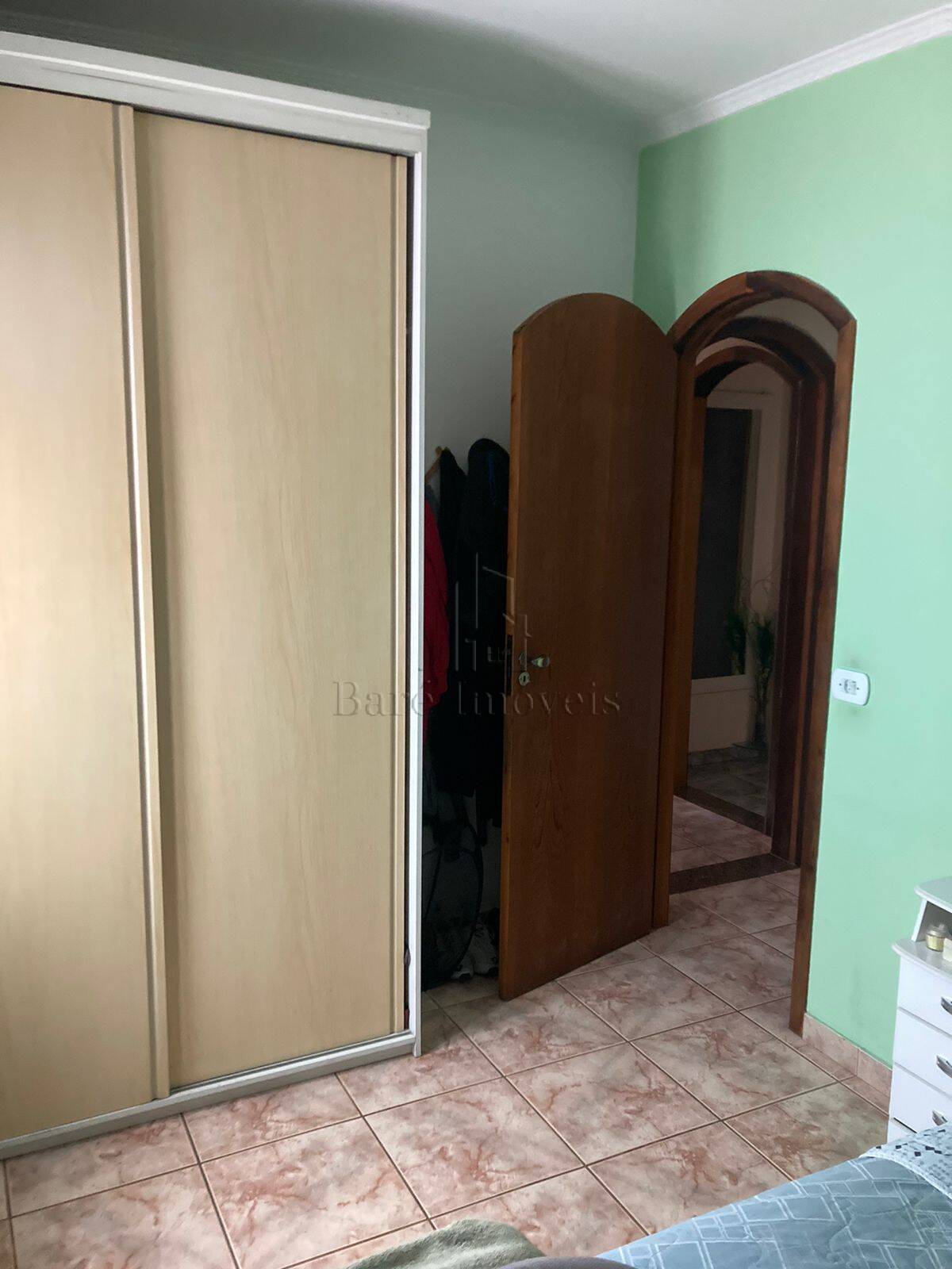 Casa à venda com 2 quartos, 185m² - Foto 9