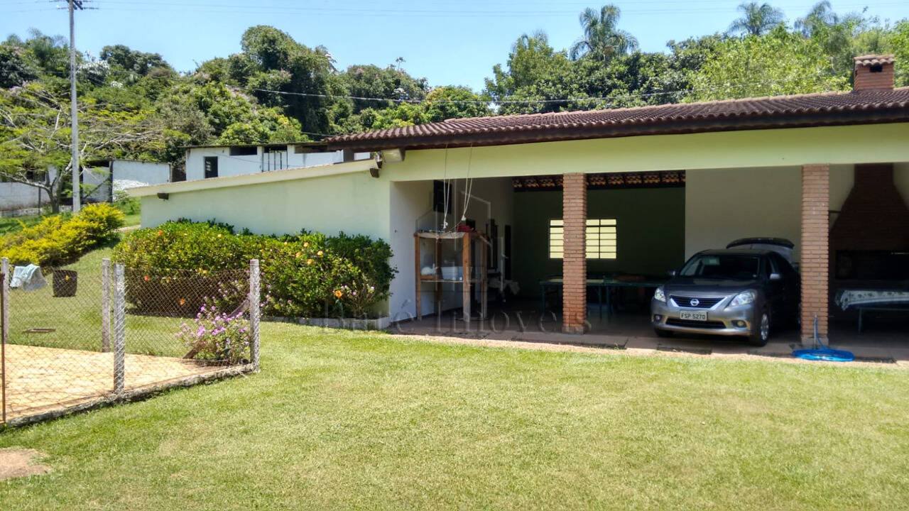 Fazenda à venda com 6 quartos, 5000m² - Foto 1